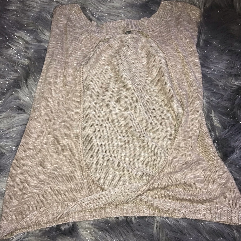 Sweater - Picture 3 of 4